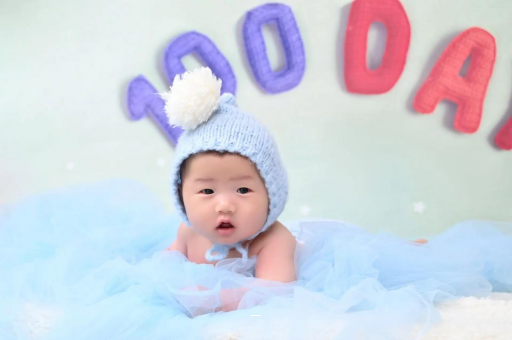 海盐宝宝不哭不闹正常吗